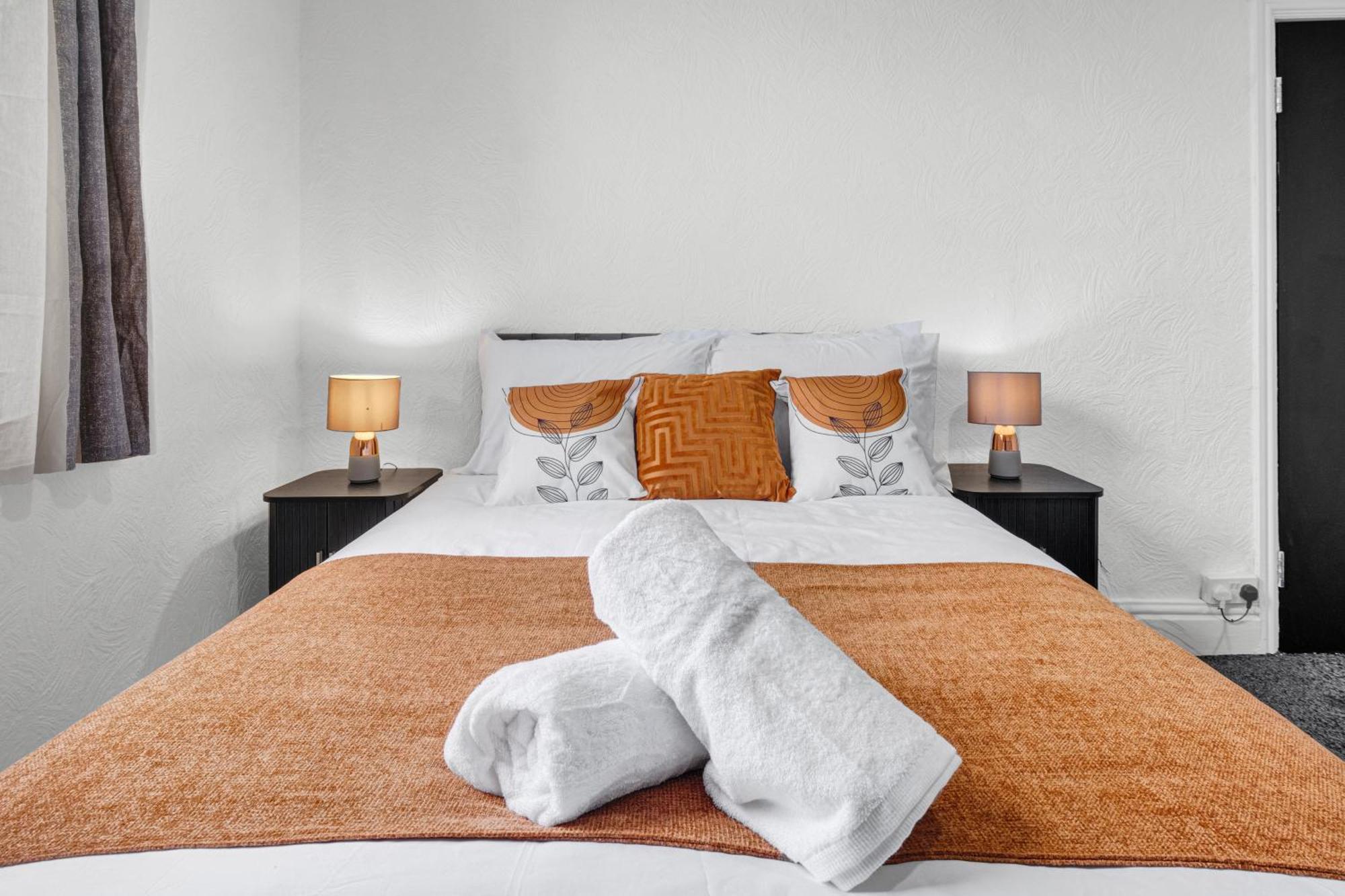 Modern 2bed Great Location, Netflix & Disney, Sleeps 6 Birmingham
